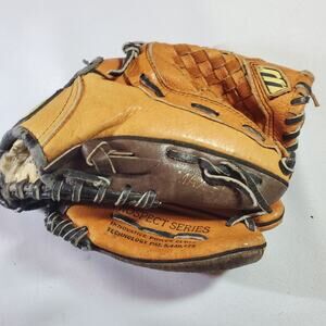 Mizuno Baseball Glove 10 Inch | Chipper Jones